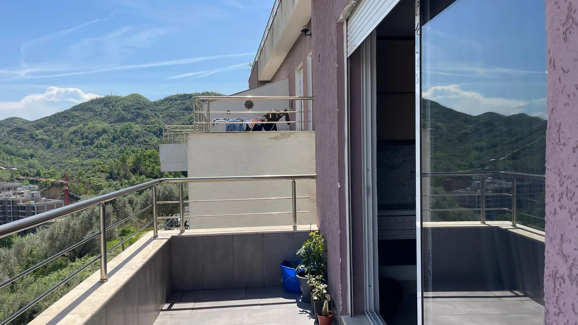 Διαμέρισμα Liqeni Stay Near Zoo & Lake Τίρανα